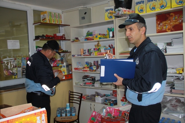 kantin5.jpg kantin5.jpg