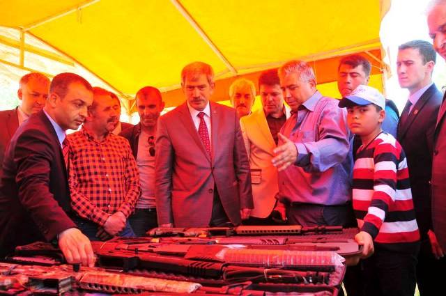 mhp5-001.jpg mhp5-001.jpg