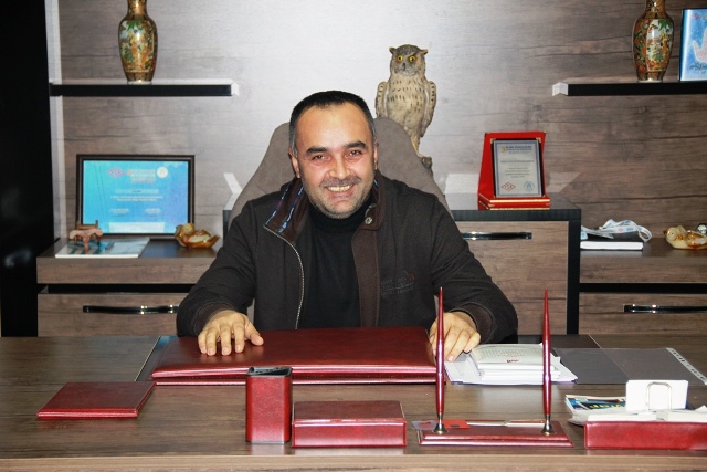 olcme02.jpg olcme02.jpg