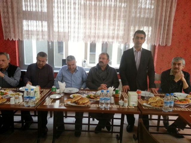 veda-yemegi06.jpg veda-yemegi06.jpg