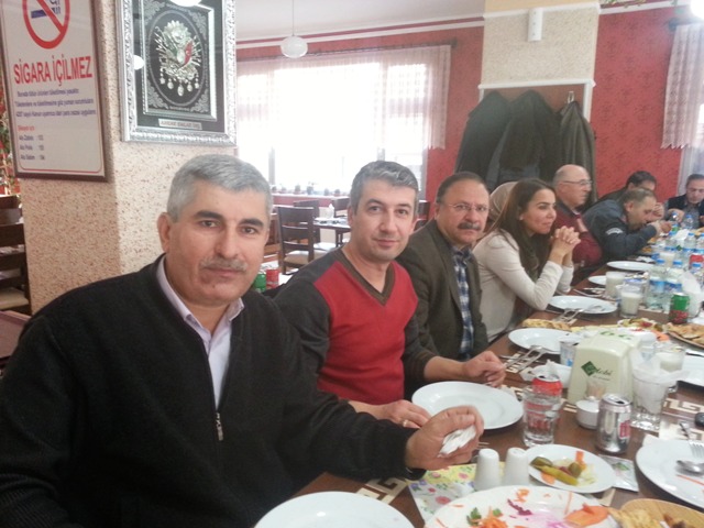 veda-yemegi08.jpg veda-yemegi08.jpg