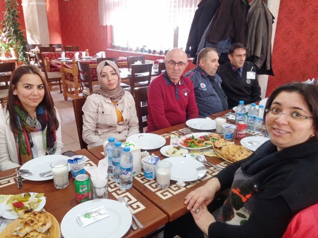 veda-yemegi10.jpg veda-yemegi10.jpg