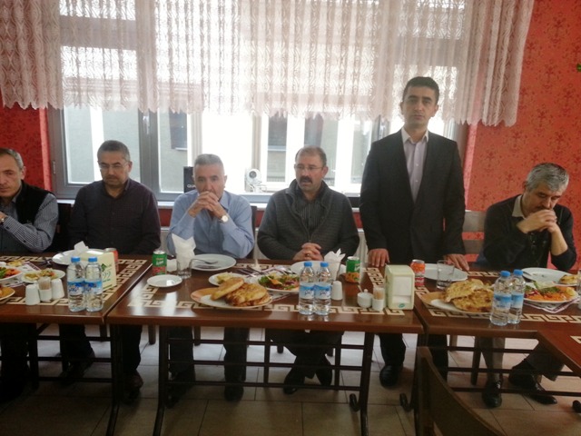 veda-yemegi13.jpg veda-yemegi13.jpg