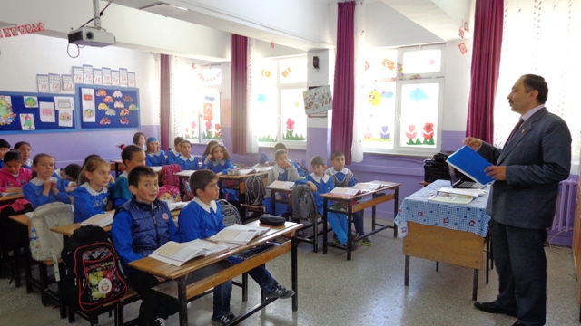 zeki-avan4.jpg zeki-avan4.jpg