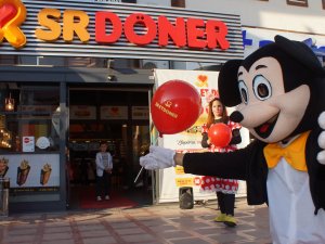 Lezzet durağı SR Döner Hizmetinizde