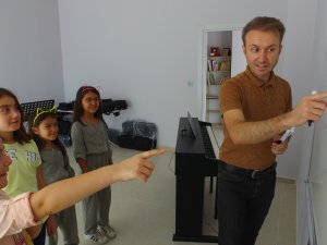 Şahinbaş Sanat Okulunda Çocuklarınız Sanatla Buluşuyor